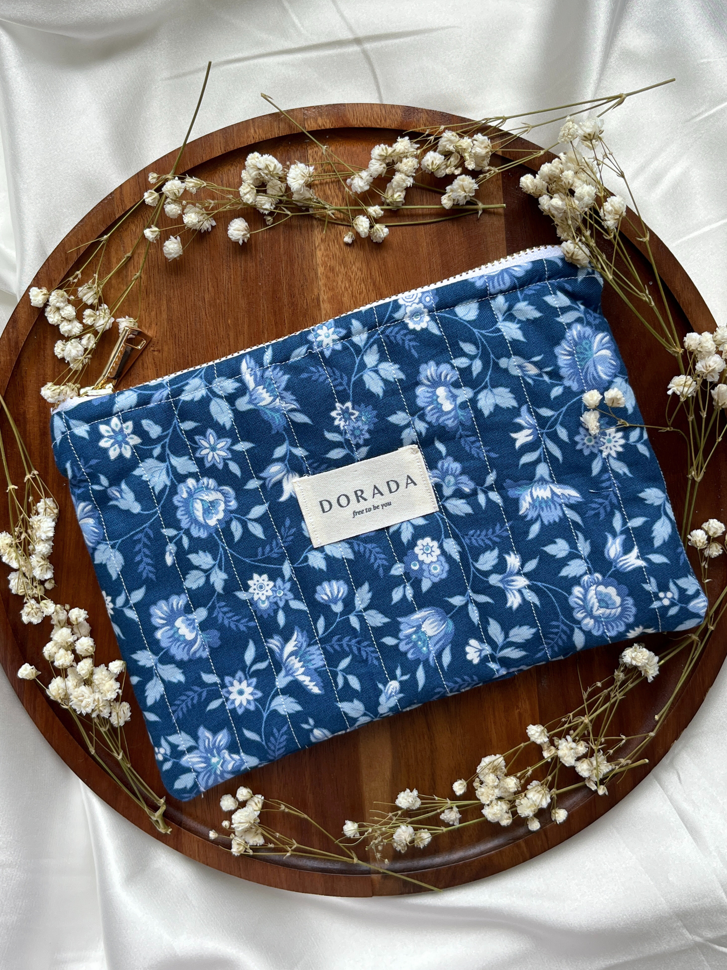 Midnight Belle Pouch